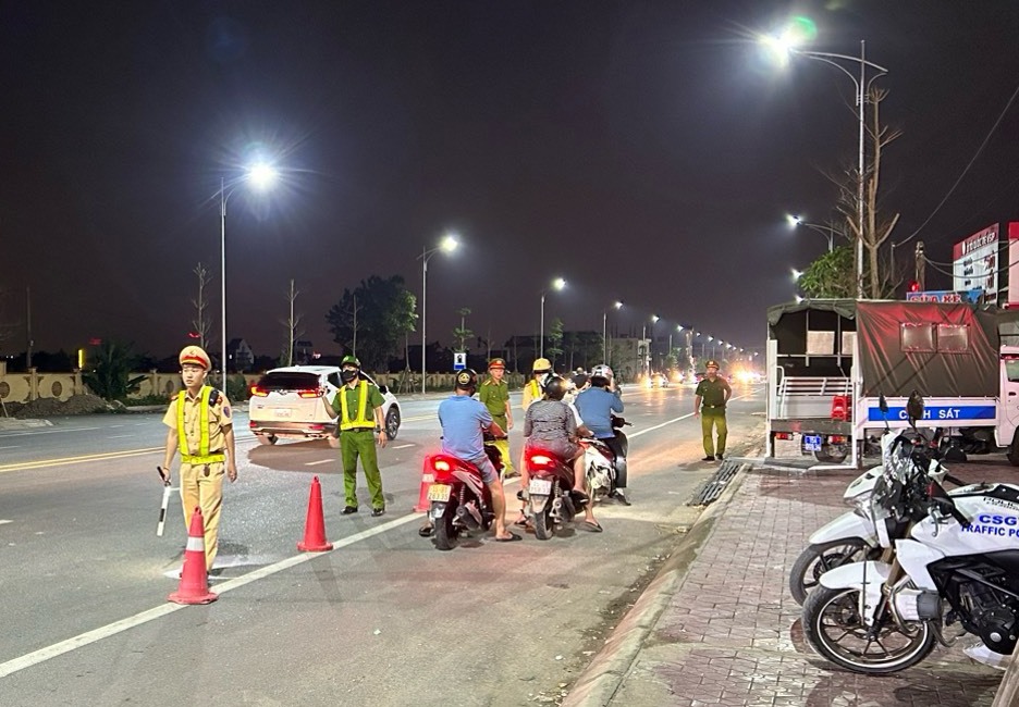 Công an huyện Thủy Nguyên: Nỗ lực đảm bảo trật tự an toàn giao thông dịp nghỉ lễ 30/4-1/5